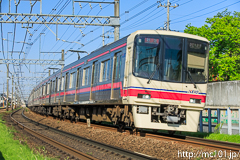 [京王線高幡不動～南平間] 0055列車特急、8000系8755F
